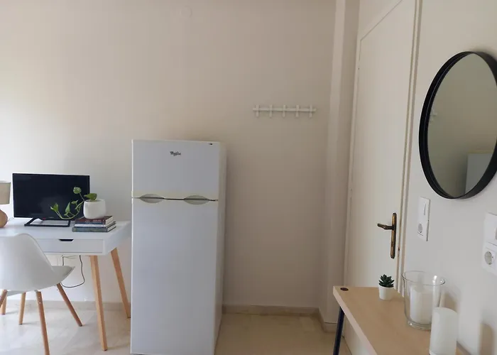 ゲストハウス Narika Aether カメナブルナ